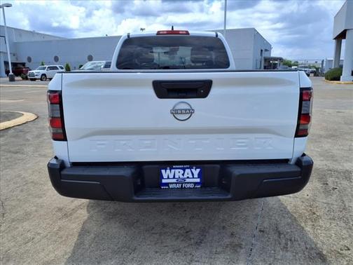 2024 Nissan Frontier S