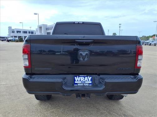 2020 RAM 2500 Big Horn Crew Cab 4X4 6'4' Box