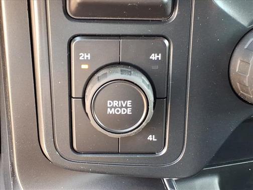 Avalanche 2026 Ford F-150 STX