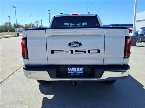 Star White Metallic Tri-Coat 2026 Ford F-150 Lariat