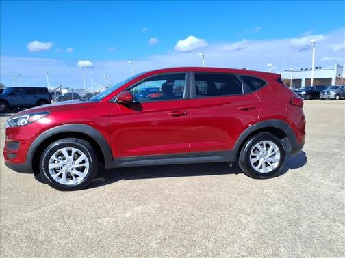 2021 Hyundai TUCSON SE