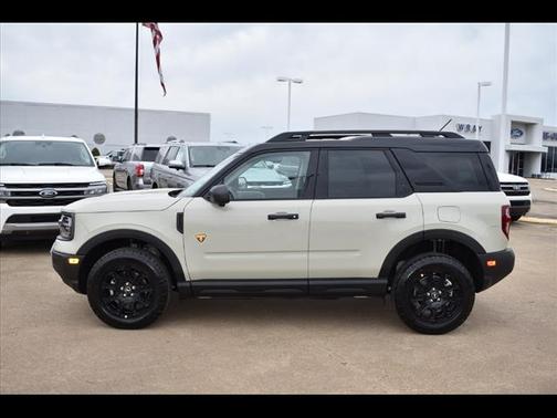 Desert Sand 2025 Ford Bronco Sport Badlands