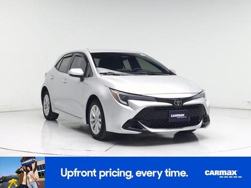 2025 Toyota Corolla Hatchback SE