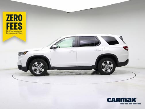 White 2023 Honda Pilot EX-L