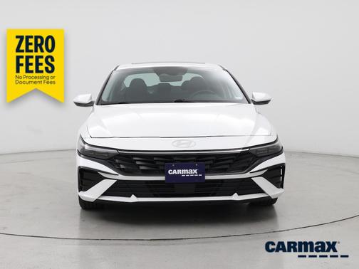 White 2024 Hyundai ELANTRA SEL