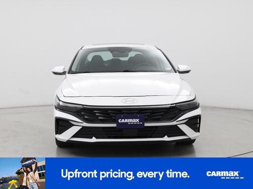 White 2024 Hyundai ELANTRA SEL