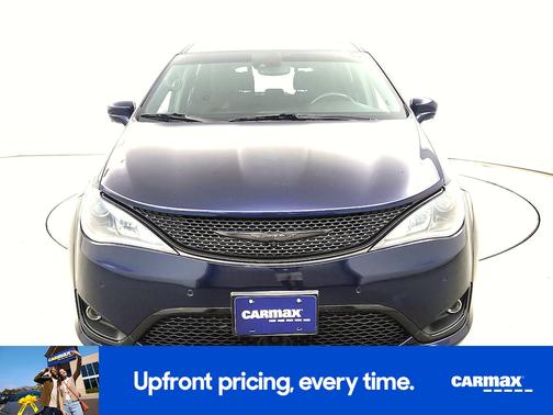 2020 Chrysler Pacifica Touring