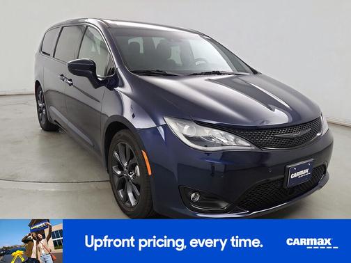 2020 Chrysler Pacifica Touring