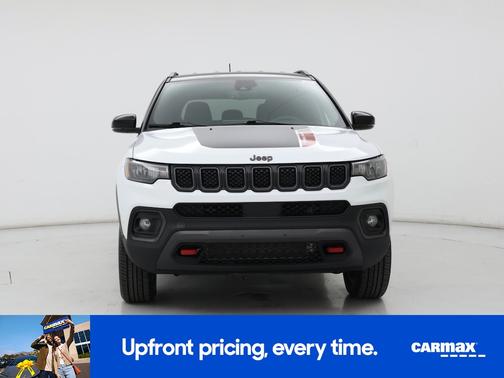 White 2023 Jeep Compass Trailhawk