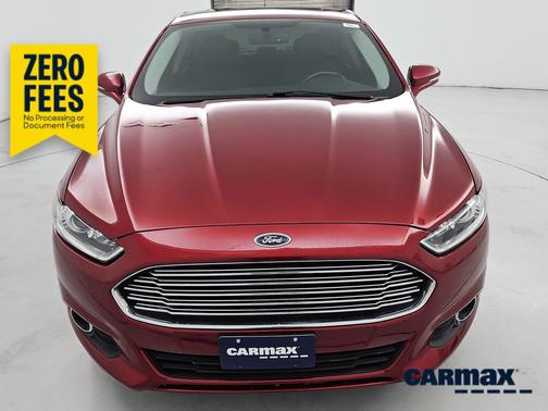 Burgundy 2016 Ford Fusion SE