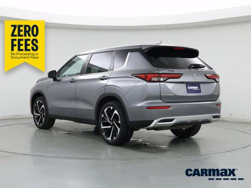 Gray 2022 Mitsubishi Outlander SE