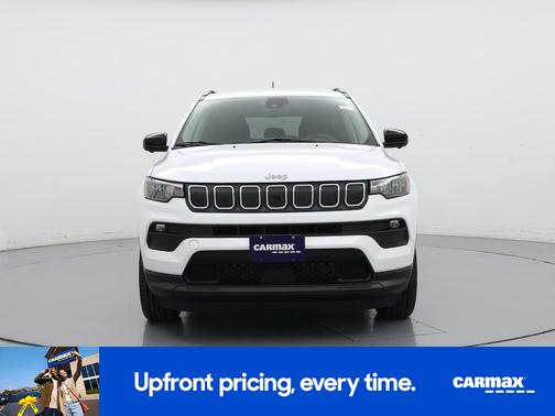 White 2022 Jeep Compass Latitude Lux