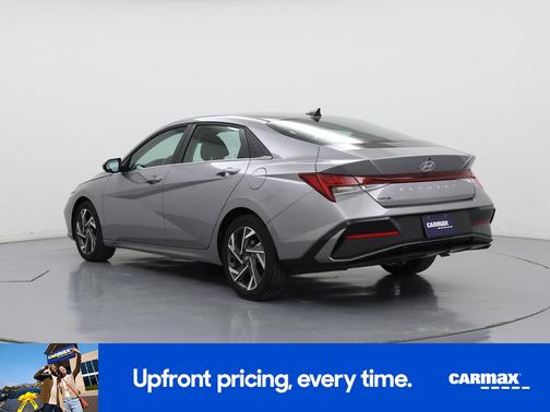 Silver 2025 Hyundai ELANTRA SEL Convenience