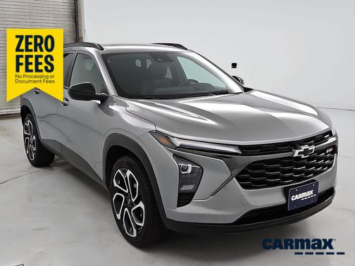 Gray 2024 Chevrolet Trax 2RS