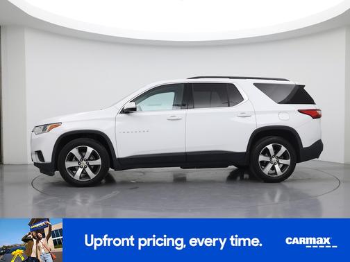 White 2019 Chevrolet Traverse LT
