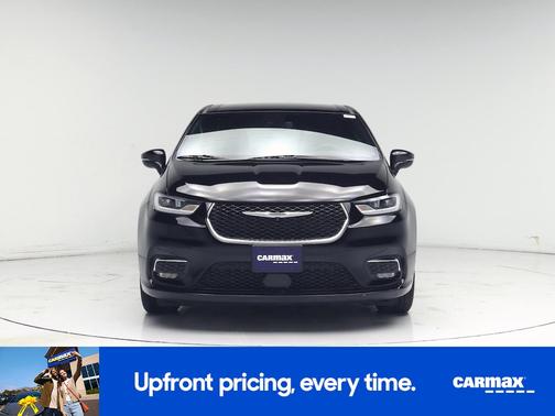 Black 2025 Chrysler Pacifica Select