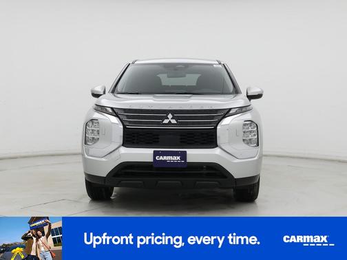 2024 Mitsubishi Outlander ES