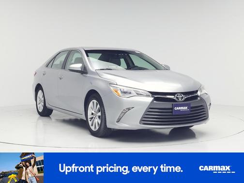 Silver 2015 Toyota Camry XLE