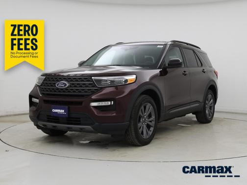 Burgundy 2022 Ford Explorer XLT