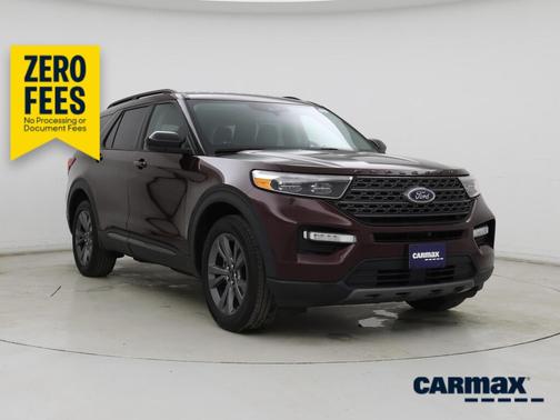 Burgundy 2022 Ford Explorer XLT