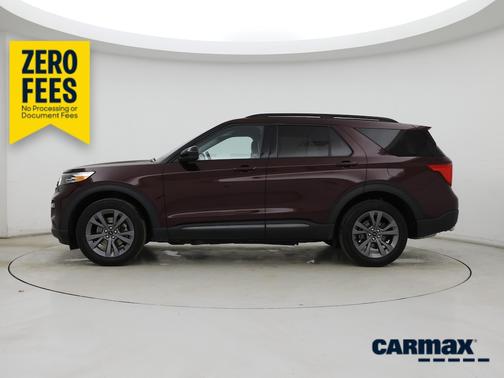 Burgundy 2022 Ford Explorer XLT