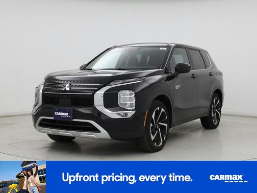 Black 2023 Mitsubishi Outlander PHEV SE