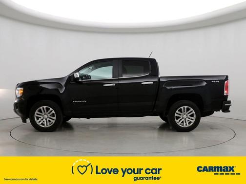 Photo 3 of 26 of 2017 GMC Canyon SLT