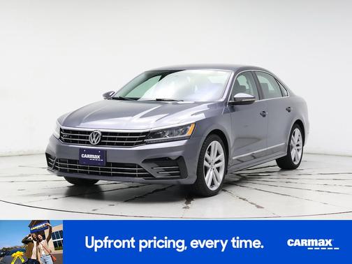 2016 Volkswagen Passat R-Line