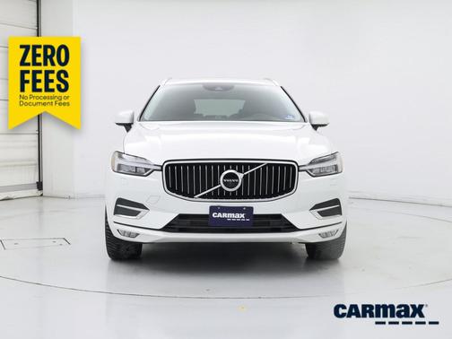 White 2018 Volvo XC60 T6 Inscription