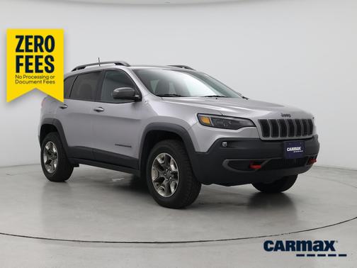Gray 2019 Jeep Cherokee Trailhawk
