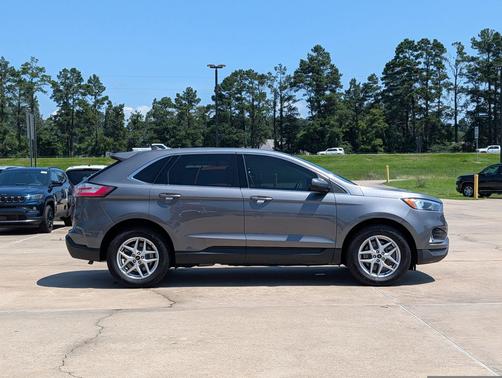 Carbonized Gray Metallic 2023 Ford Edge SEL