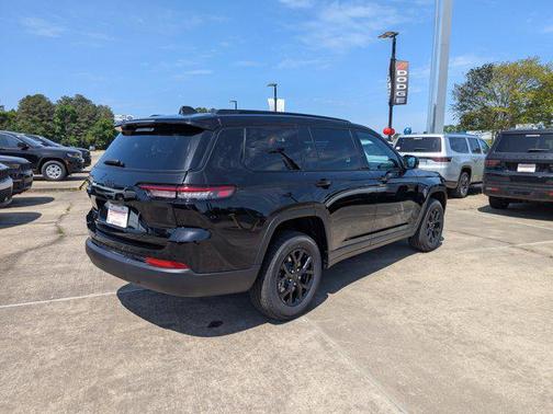 2025 Jeep Grand Cherokee L Altitude