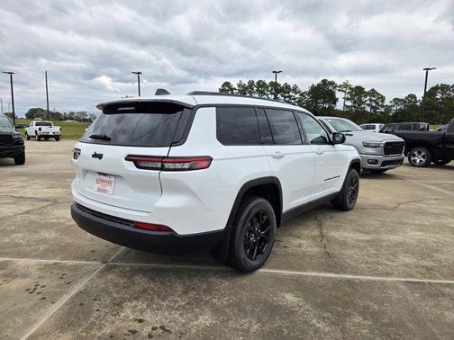 2025 Jeep Grand Cherokee L Altitude