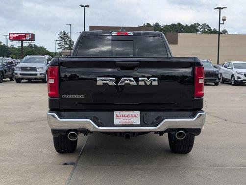 Diamond Black Crystal Pearlcoat 2026 RAM 1500 Big Horn/Lone Star