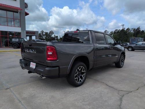 Granite Crystal Metallic Clearcoat 2026 RAM 1500 Laramie