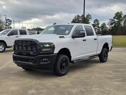 Bright White Clearcoat 2026 RAM 2500 Tradesman Crew Cab 4x4 6'4' Box