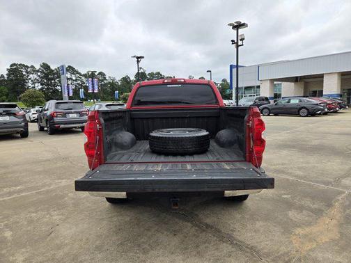 2020 Toyota Tundra SR5