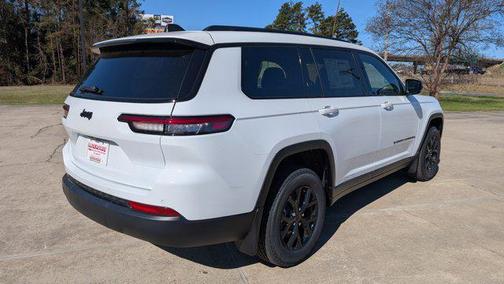 Bright White Clearcoat 2025 Jeep Grand Cherokee L Altitude