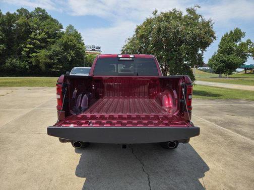 2026 RAM 1500 Warlock Crew Cab 4x4 5'7' Box