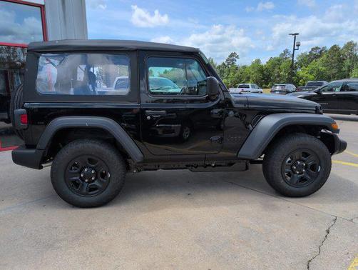 Black Clearcoat 2026 Jeep Wrangler Sport