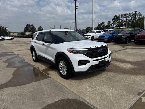 Oxford White 2021 Ford Explorer Base