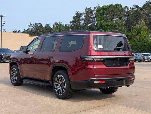 PRV Velvet Red Pearl Coat 2026 Jeep Grand Wagoneer 4x2