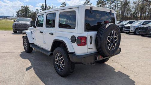 2026 Jeep Wrangler 4-Door Sahara 4x4
