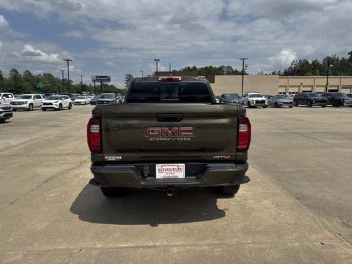2023 GMC Canyon AT4