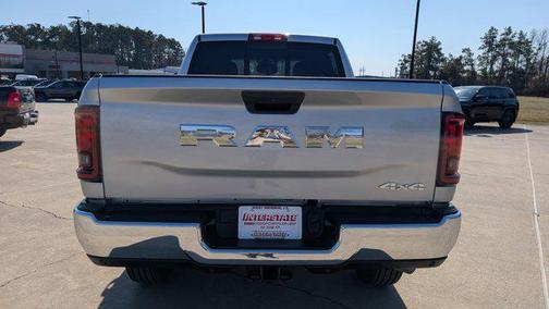 2026 RAM 2500 Tradesman Crew Cab 4x4 6'4' Box