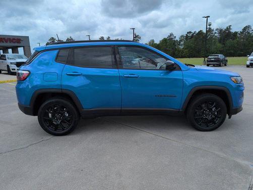 PBJ Hydro Blue Pearl Coat 2026 Jeep Compass Latitude