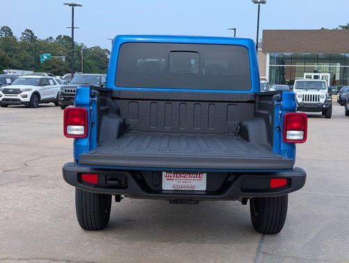 Hydro Blue Pearlcoat 2026 Jeep Gladiator Sport S