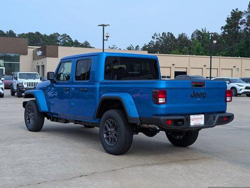 Hydro Blue Pearlcoat 2026 Jeep Gladiator Sport S