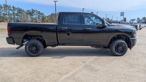 2026 RAM 2500 Tradesman Crew Cab 4x4 6'4' Box