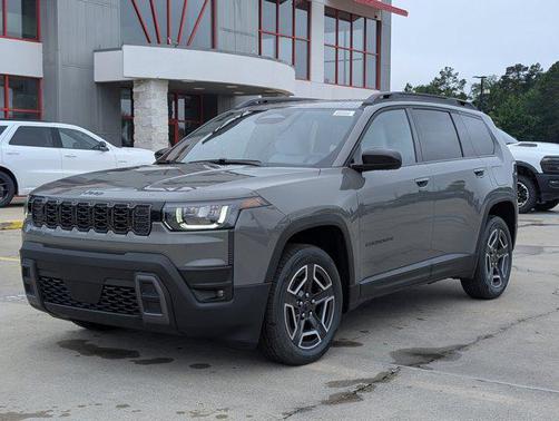 Sting-Gray Clearcoat 2026 Jeep Cherokee Laredo 4x4